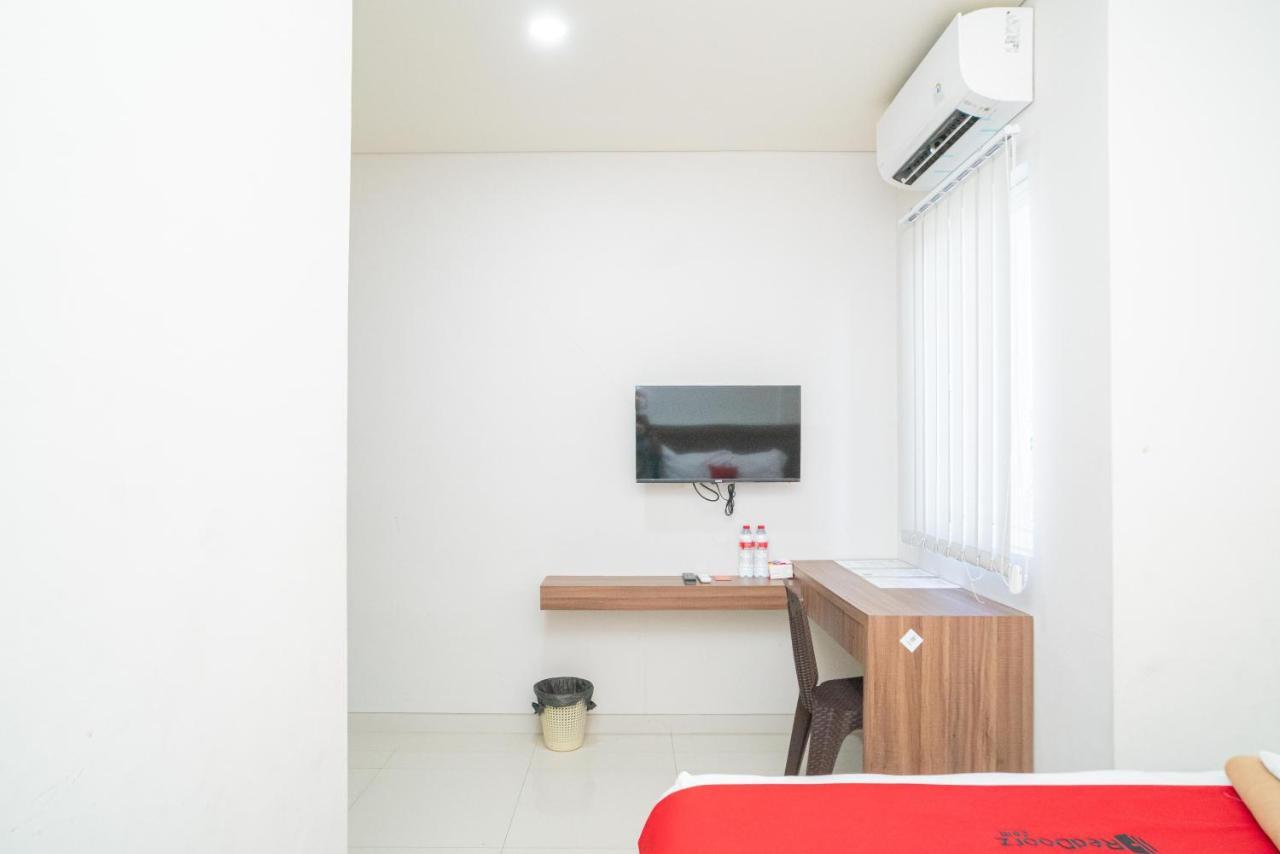 RedDoorz Plus @ Jalan Pemuda Timur Bojonegoro Bagian luar foto