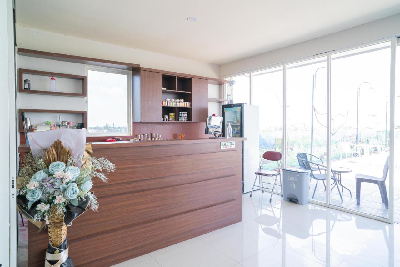 RedDoorz Plus @ Jalan Pemuda Timur Bojonegoro Bagian luar foto