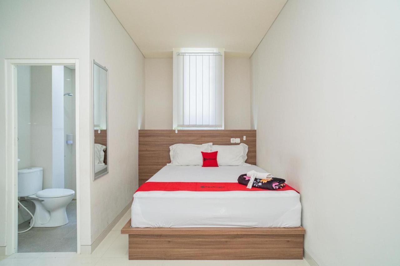 RedDoorz Plus @ Jalan Pemuda Timur Bojonegoro Bagian luar foto