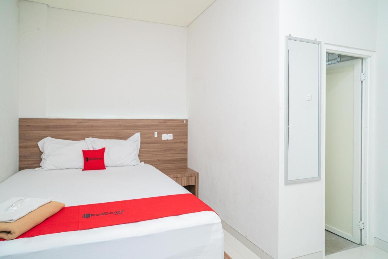 RedDoorz Plus @ Jalan Pemuda Timur Bojonegoro Bagian luar foto