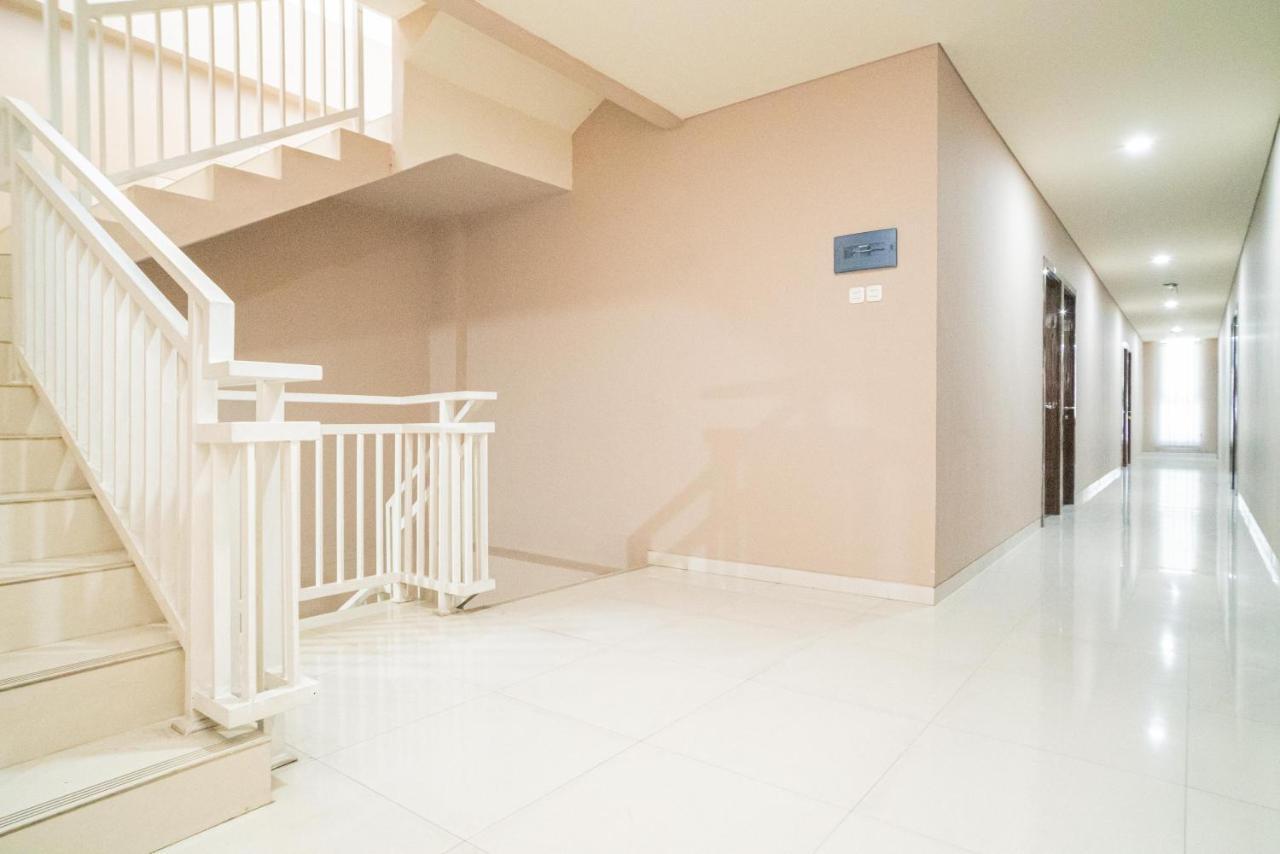 RedDoorz Plus @ Jalan Pemuda Timur Bojonegoro Bagian luar foto