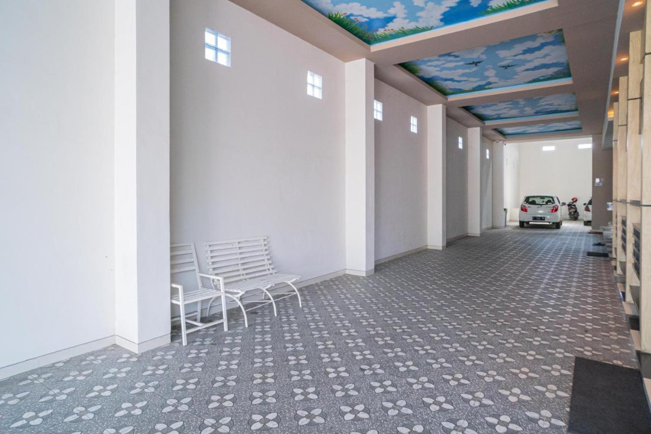 RedDoorz Plus @ Jalan Pemuda Timur Bojonegoro Bagian luar foto